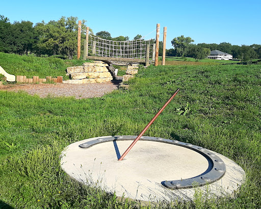 Park «Sargent Park», reviews and photos, 3530 E Douglas Ave, Des Moines, IA 50317, USA