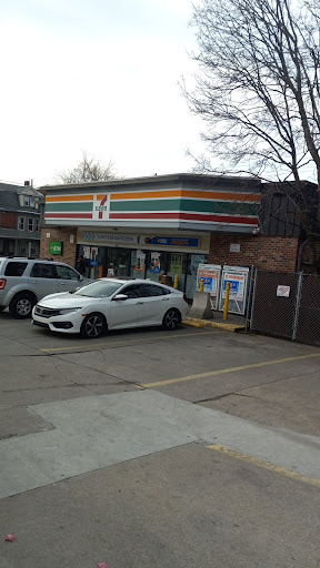 Convenience Store «7-Eleven», reviews and photos, 101 E Broad St, Bethlehem, PA 18018, USA