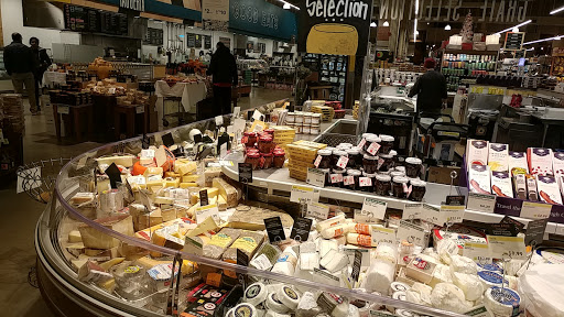 Grocery Store «Whole Foods Market», reviews and photos, 2607 W 75th St, Naperville, IL 60540, USA