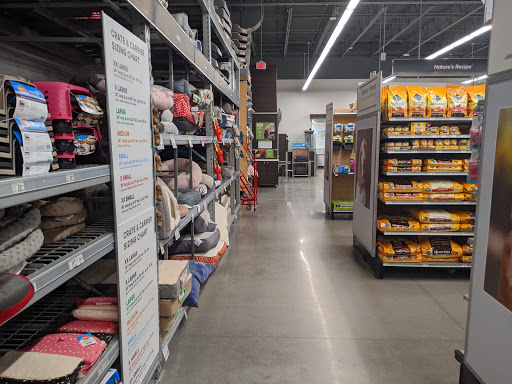 Pet Store «PetSmart», reviews and photos, 850 Folly Rd, Charleston, SC 29412, USA