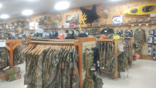 Outdoor Sports Store «Fin Feather Fur Outfitters - Cleveland», reviews and photos, 18030 Bagley Rd, Middleburg Heights, OH 44130, USA
