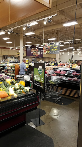 Grocery Store «Fred Meyer», reviews and photos, 2497 SE Burnside Rd, Gresham, OR 97080, USA