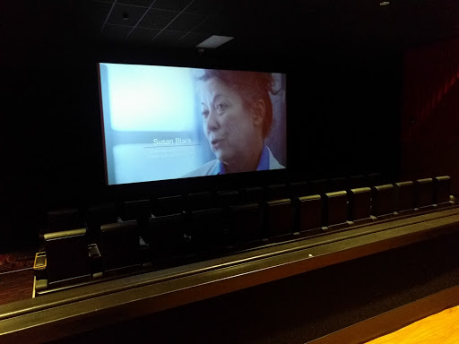 Movie Theater Regal Cinemas Aviation Mall 7 Reviews And Photos 578 Aviation Rd Queensbury