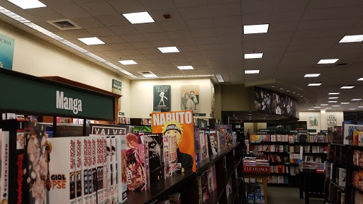 Book Store «Barnes & Noble Booksellers South Corona», reviews and photos, 2470 Tuscany St #101, Corona, CA 92881, USA