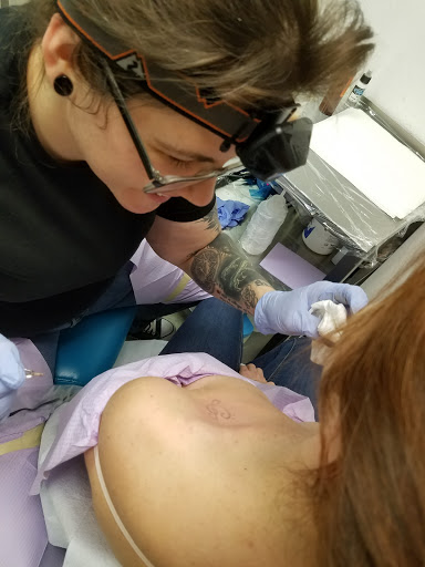 Tattoo Shop «Accent Tattoo & Body Piercing», reviews and photos, 207 S State St, Ukiah, CA 95482, USA