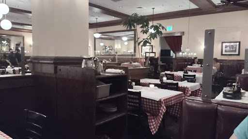 Shopping Mall «Denver Pavilions», reviews and photos, 500 16th St, Denver, CO 80202, USA