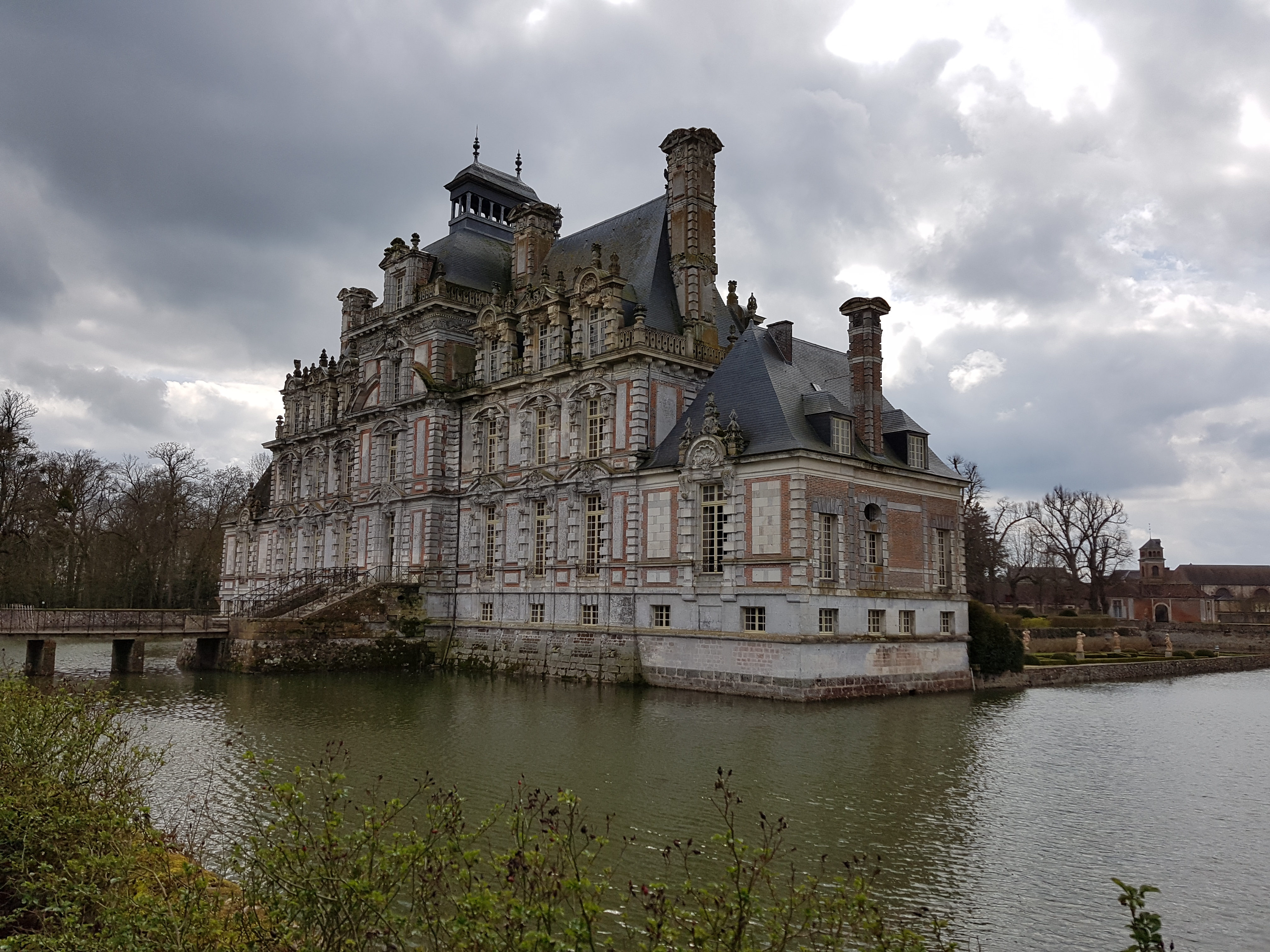 Photo n° 6 de l'avis de Rasul.a fait le 13/08/2018 à 16:26