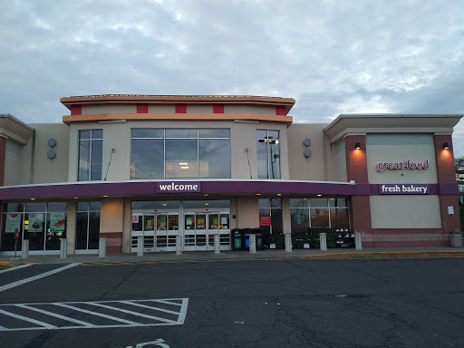 Grocery Store «Stop & Shop», reviews and photos, 760 Villa Ave, Fairfield, CT 06824, USA