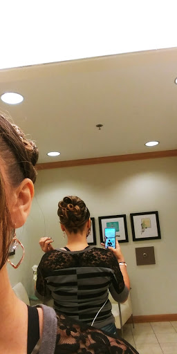 Beauty Salon «Beatriz Unisex Salon», reviews and photos, 691 Broadway # 105, Newburgh, NY 12550, USA