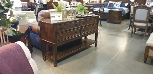 Furniture Store «Ashley HomeStore», reviews and photos, 4865 Auto Plaza Ct, Fairfield, CA 94534, USA