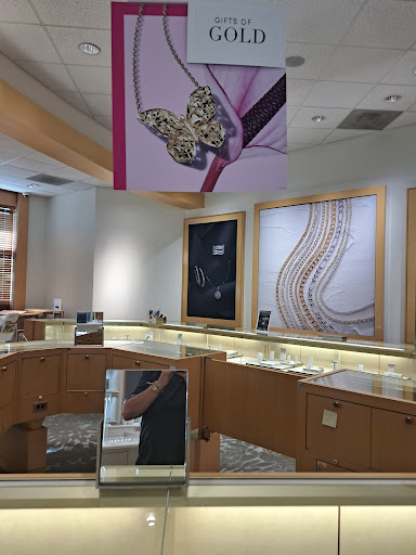Jewelry Store «Jared The Galleria of Jewelry», reviews and photos, 6530 N Illinois St #101, Fairview Heights, IL 62208, USA