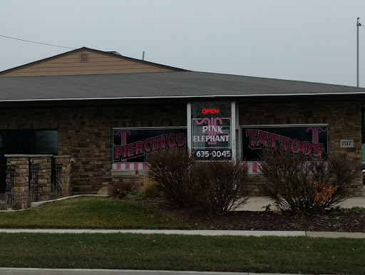 Tattoo Shop «Pink Elephant Tattoo Studio», reviews and photos, 707 S Ankeny Blvd, Ankeny, IA 50023, USA