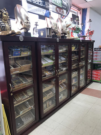 Tobacco Shop «Discount Tobacco Outlet», reviews and photos, 1013 Lurleen B Wallace Blvd, Northport, AL 35476, USA