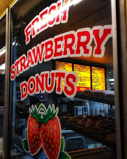 Donut Shop «The Donut Man», reviews and photos, 915 E Rte 66, Glendora, CA 91740, USA