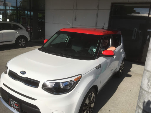 Kia Dealer «Beaverton Kia», reviews and photos, 12520 SW Canyon Rd, Beaverton, OR 97005, USA