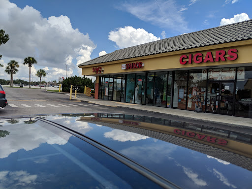 Lake Village Shopping MallKitchengaets, 10601 US-441, Leesburg, FL 34788, USA, 