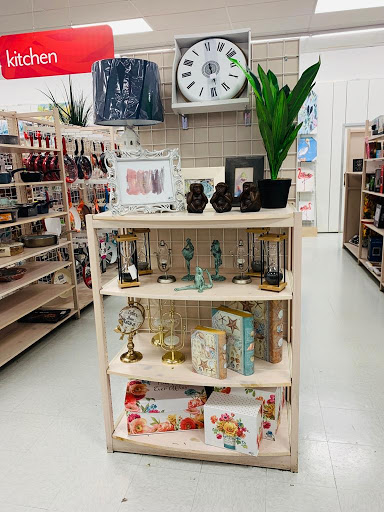 Department Store «Bealls Outlet», reviews and photos, 2710 Tamiami Trail E, Naples, FL 34112, USA