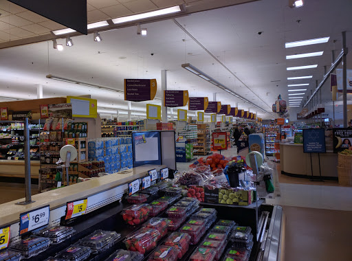 Grocery Store «Super Stop & Shop», reviews and photos, 72 Newtown Rd, Danbury, CT 06810, USA