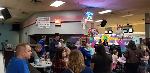 Bowling Alley «Westdale Bowling Center & Lazer Tag», reviews and photos, 2020 Scotty Dr, Cedar Rapids, IA 52404, USA