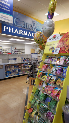 Grocery Store «Stop & Shop», reviews and photos, 1135 Farmington Ave, Berlin, CT 06037, USA