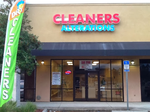 Dry Cleaner «Durbin Cleaners and Alterations», reviews and photos, 14985 Old St Augustine Rd, Jacksonville, FL 32258, USA