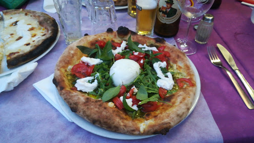 Bar Pizzeria Circolo ARCI in Castellina Marittima, Provincia di Pisa