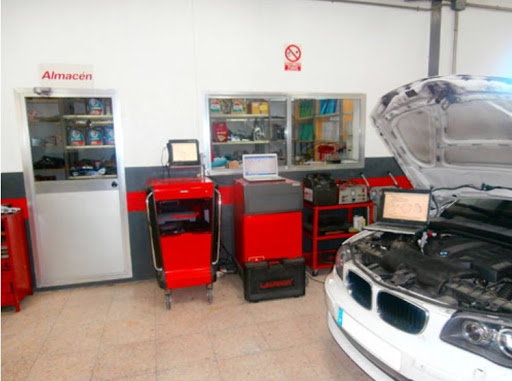 TALLERES LA VILLA HERMANOS CAMPANERO S.L. en El Álamo, Madrid