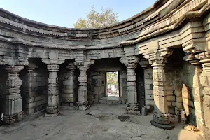 Anandeshwar Temple, Lasur image