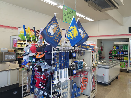 Convenience Store «7-Eleven», reviews and photos, 525 L St, Davis, CA 95616, USA