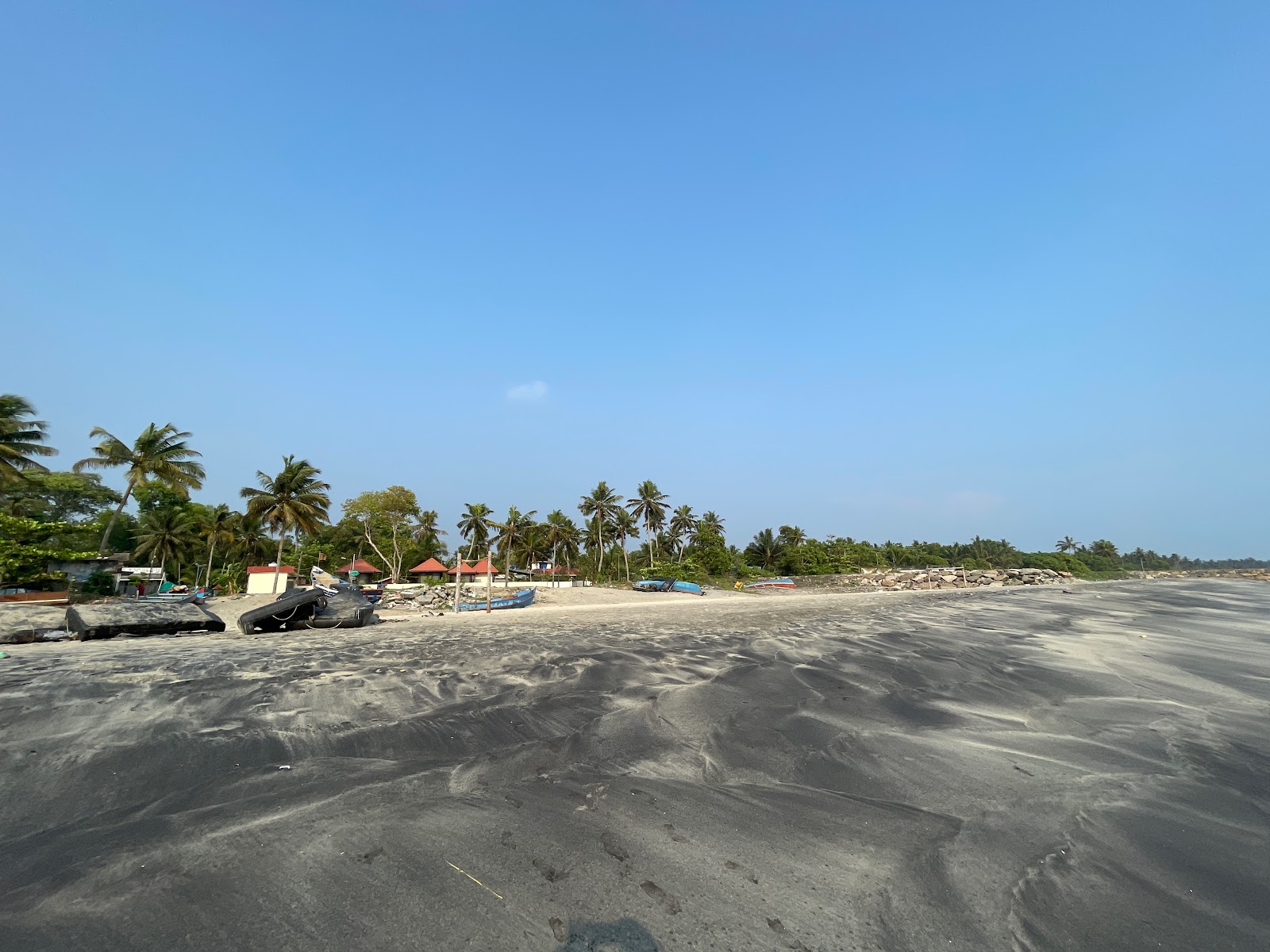 Fotografija Ambalapuzha Beach in naselje