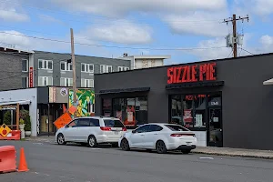Sizzle Pie image