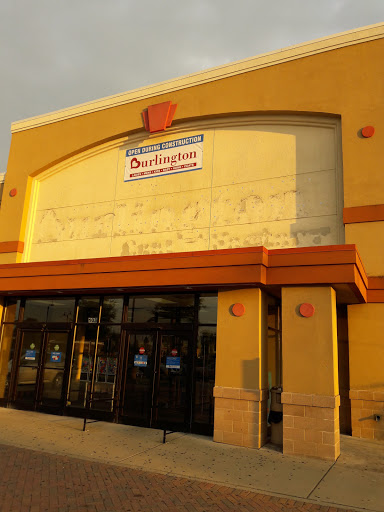 Clothing Store «Burlington Coat Factory», reviews and photos, 103 Marketplace Dr, Hampton, VA 23666, USA