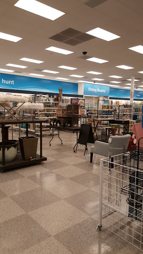 Clothing Store «Ross Dress for Less», reviews and photos, 4027 Commonwealth Ave, Eau Claire, WI 54701, USA