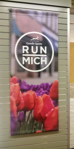 Sporting Goods Store «Gazelle Sports Holland», reviews and photos, 24 W 8th St, Holland, MI 49423, USA