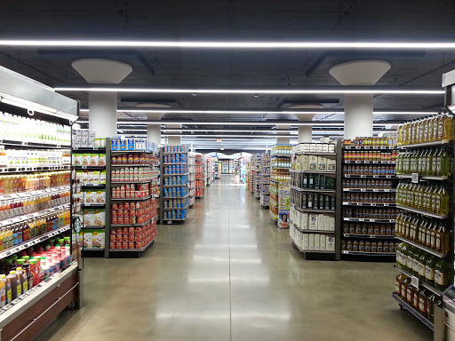 Supermarket «Cermak Fresh Produce», reviews and photos, 4000 W Diversey Ave, Chicago, IL 60639, USA