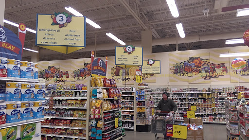 Grocery Store «Hannaford Supermarket», reviews and photos, 7 Hannaford Dr, Westbrook, ME 04092, USA