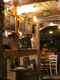 Atmosphère du Restaurant français Le Petit Fouet - Restaurant Mougins - n°8