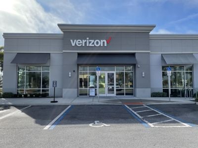 Cell Phone Store «Verizon», reviews and photos, 4782 Millenia Plaza Way, Orlando, FL 32839, USA