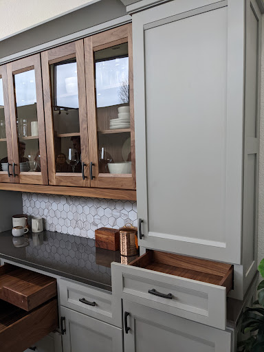 Manufacturer «Bertch Cabinet Manufacturing Inc», reviews and photos, 4747 Crestwood Dr, Waterloo, IA 50702, USA