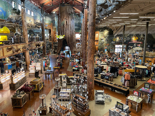 Sporting Goods Store «Bass Pro Shops», reviews and photos, 1356 Bass Pro Dr, Manteca, CA 95337, USA