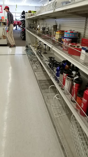 Thrift Store «Deseret Industries Thrift Store», reviews and photos, 680 S Main St #103, Brigham City, UT 84302, USA