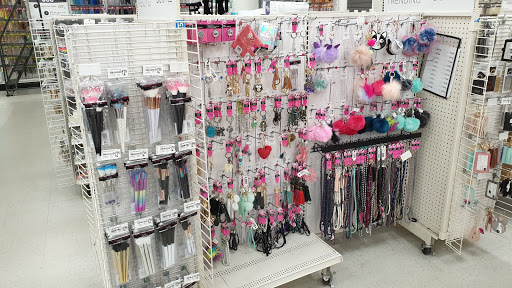 Craft Store «Michaels», reviews and photos, 1440 Old Country Rd Ste 400, Riverhead, NY 11901, USA