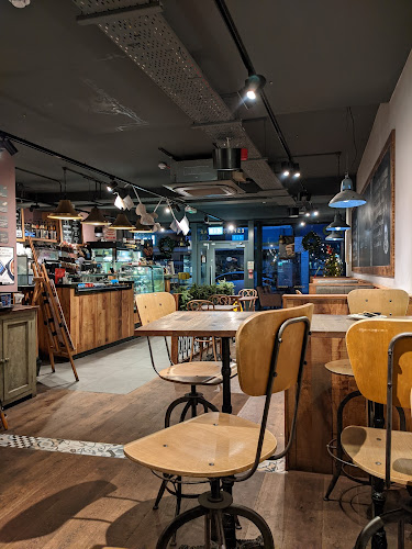 Reviews of Caffè Nero in Aberystwyth - Coffee shop