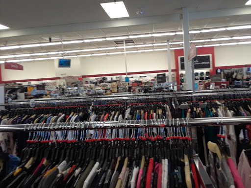 Department Store «T.J. Maxx», reviews and photos, 37055 Groesbeck Hwy, Charter Twp of Clinton, MI 48036, USA
