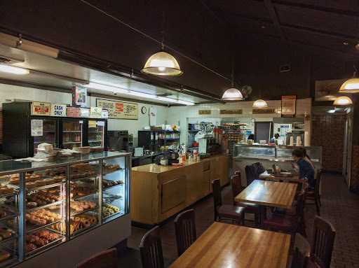 Donut Shop «Donut Wheel», reviews and photos, 10250 N De Anza Blvd, Cupertino, CA 95014, USA