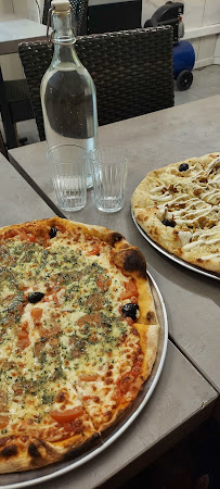 Plats et boissons du Pizzeria La Maison des Collègues à Marseille - n°9