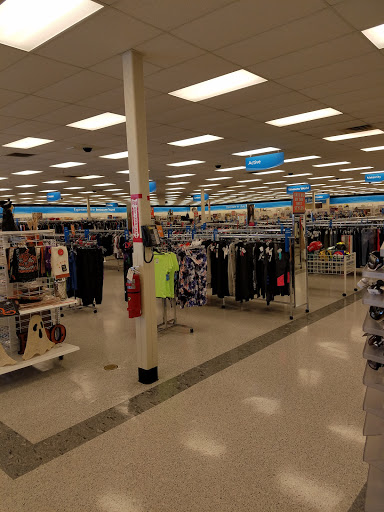 Clothing Store «Ross Dress for Less», reviews and photos, 93 Wagner Rd, Monaca, PA 15061, USA