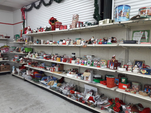 Thrift Store «Waterfront Rescue Mission Thrift Store», reviews and photos, 2125 W Fairfield Dr, Pensacola, FL 32505, USA