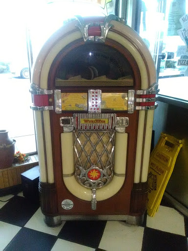 Shopping Mall «Manor Shopping Center», reviews and photos, 1234 Millersville Pike, Lancaster, PA 17603, USA