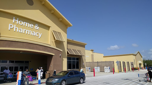 Department Store «Walmart Supercenter», reviews and photos, 7450 Cypress Gardens Blvd, Winter Haven, FL 33884, USA